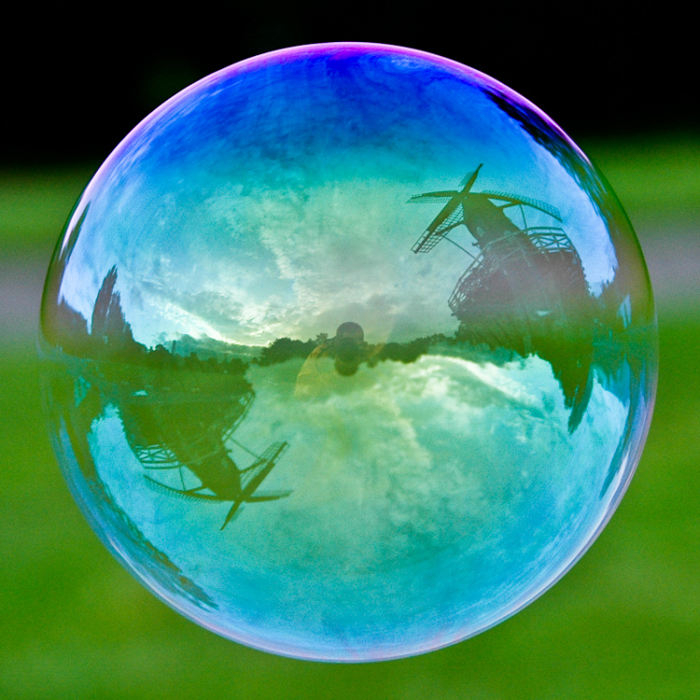 神奇的水滴摄影，泡泡中的世界--阿里百秀