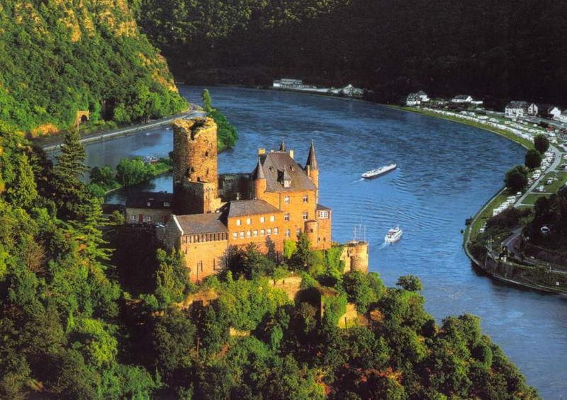 25个世界上最迷人的城堡--阿里百秀