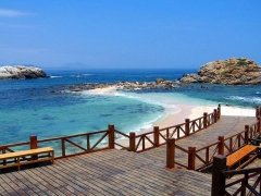 <b>八大中国最美海滩，夏天游泳好去处</b>